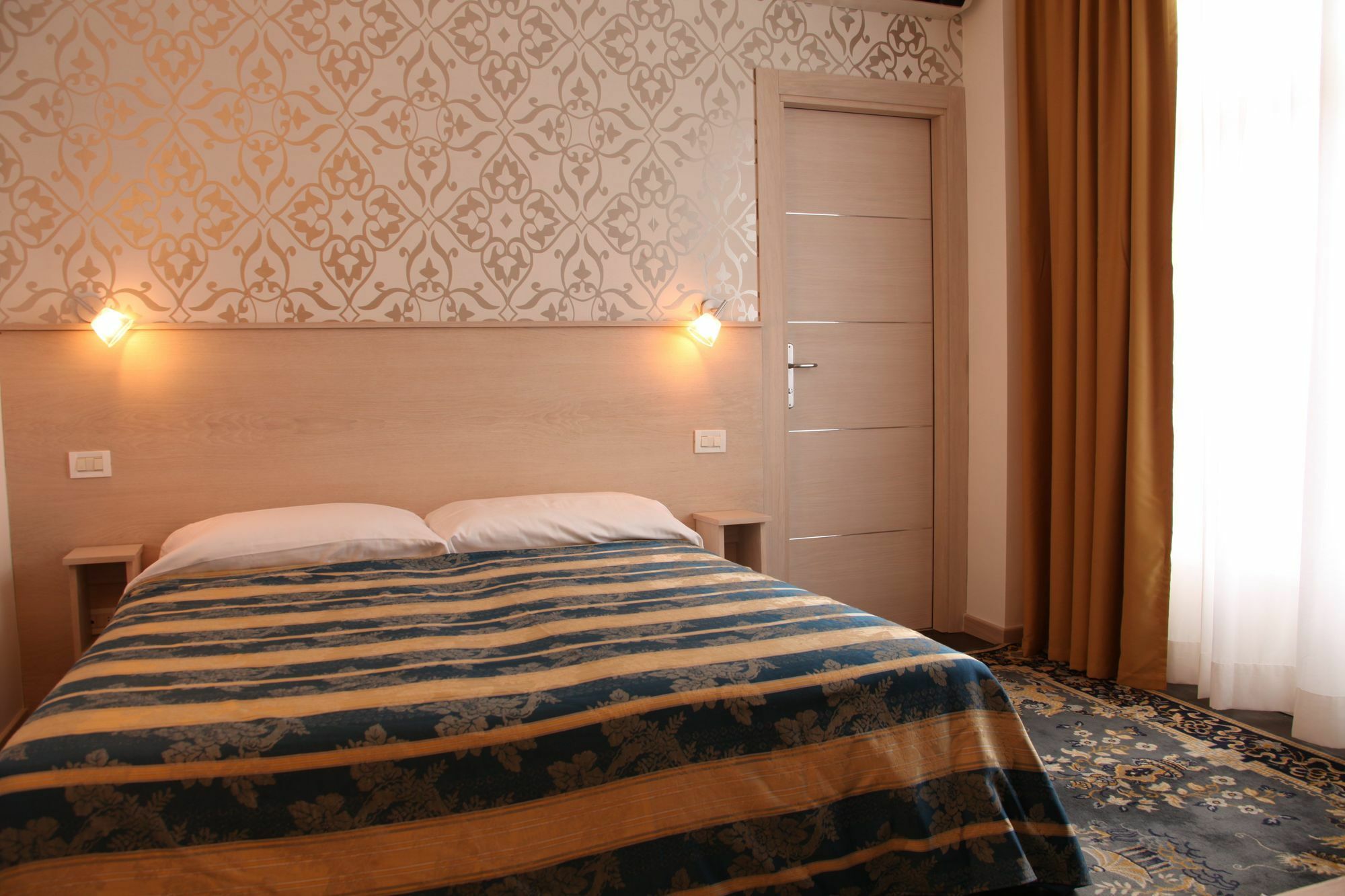 רומא Hotel Appia 442 מראה חיצוני תמונה